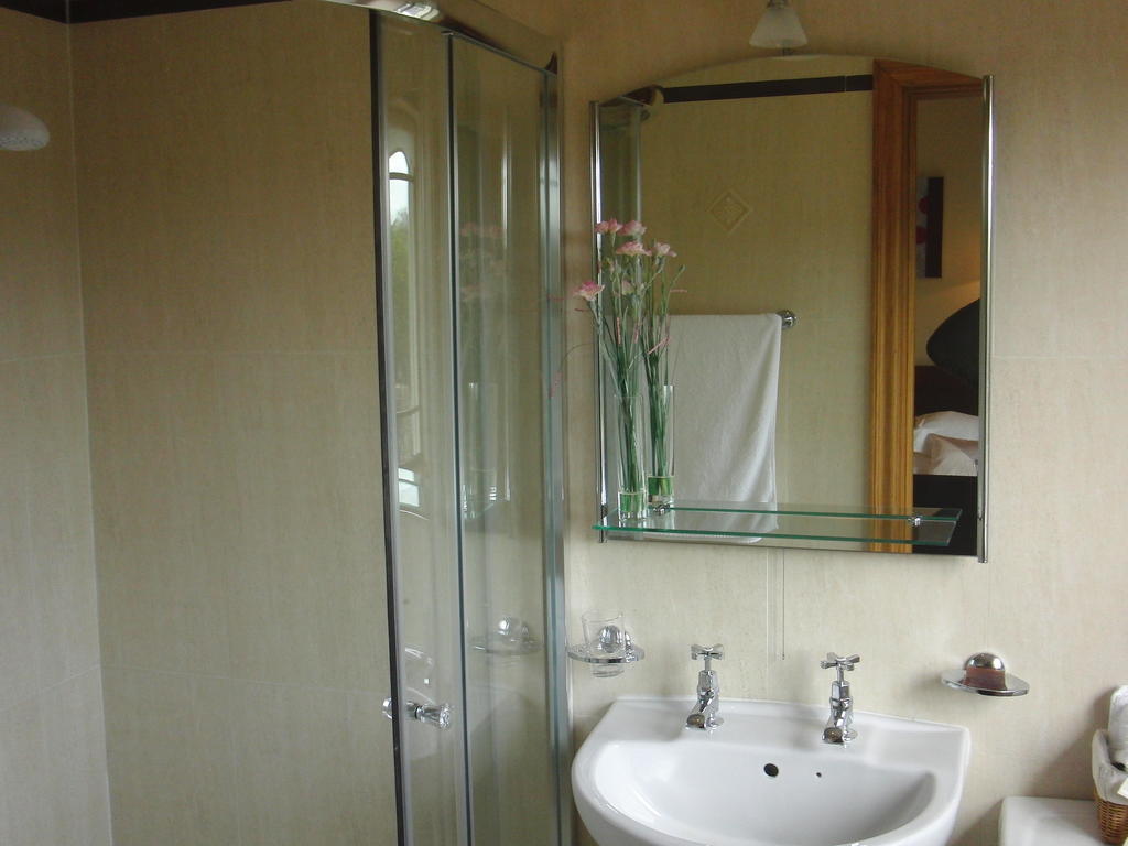 Woodlands House Bed & Breakfast Farranfore Oda fotoğraf