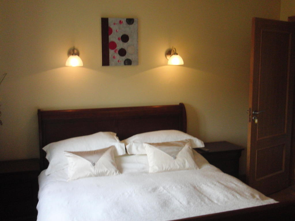 Woodlands House Bed & Breakfast Farranfore Oda fotoğraf