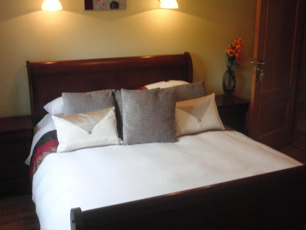 Woodlands House Bed & Breakfast Farranfore Oda fotoğraf